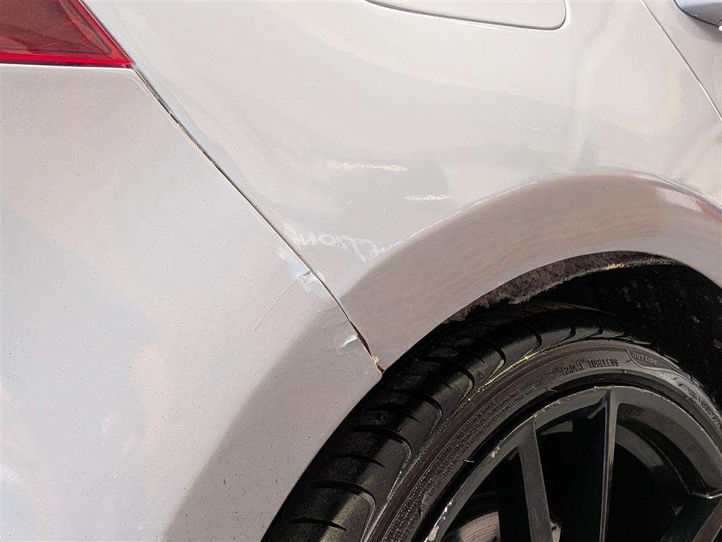 <p>2015 VOLKSWAGEN GOLF R DSG</p>