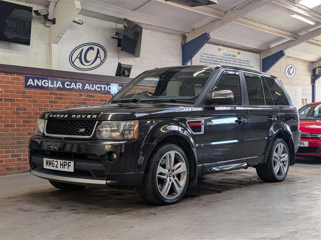 <p>2013 LAND ROVER R-ROVER SPORT HSE RED SDV</p>