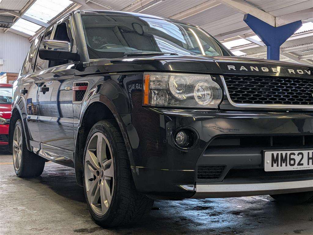 <p>2013 LAND ROVER R-ROVER SPORT HSE RED SDV</p>