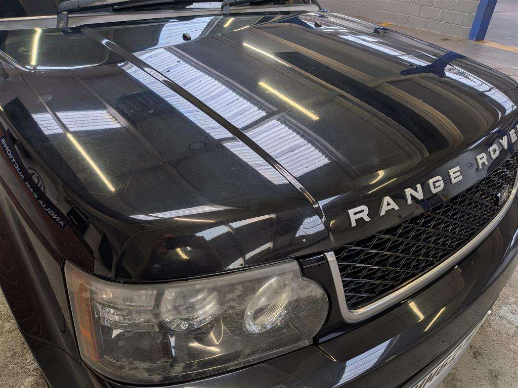 <p>2013 LAND ROVER R-ROVER SPORT HSE RED SDV</p>