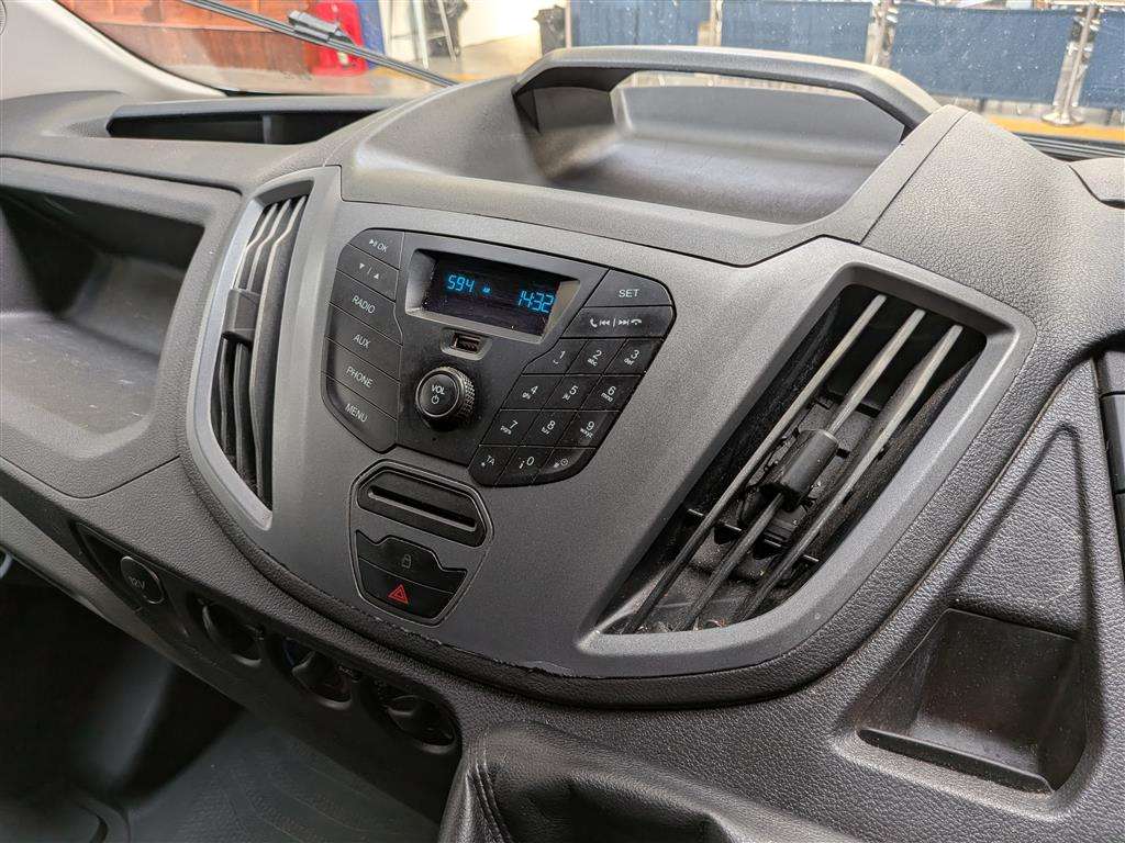 <p>2019 FORD TRANSIT 350</p>