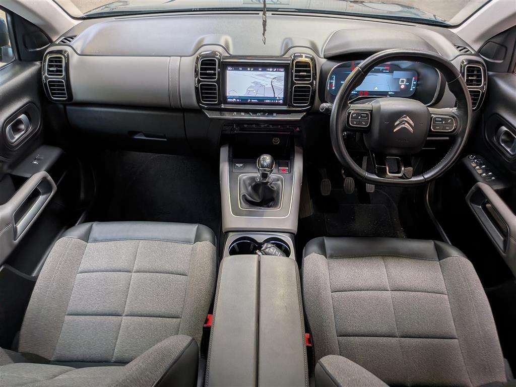 <p>2021 CITROEN C5 AIRCROSS SHINE BLUEHDI</p>