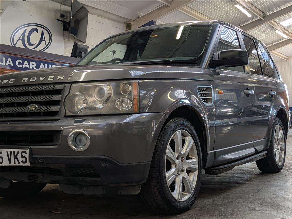<p>2005 LAND ROVER RANGEROVER SPT TDV6 HSE A</p>