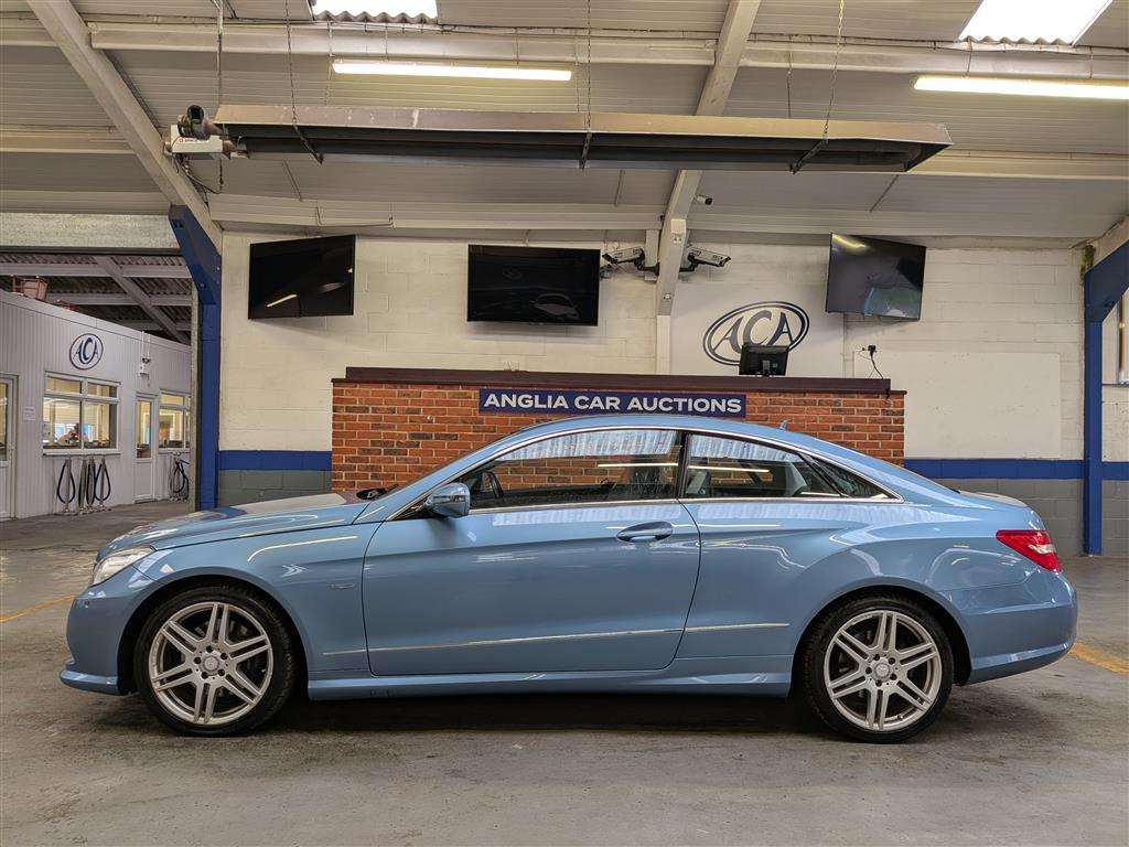 <p>2009 MERCEDES-BENZ E350 BLUEF-CY SPORT CGI A</p>