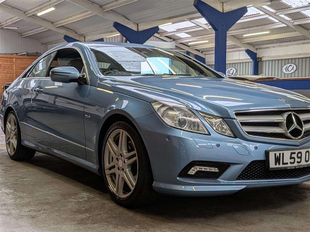 <p>2009 MERCEDES-BENZ E350 BLUEF-CY SPORT CGI A</p>