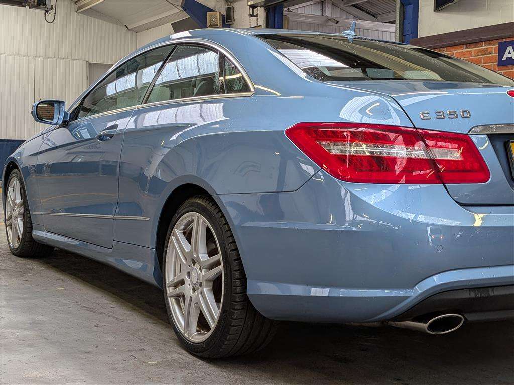 <p>2009 MERCEDES-BENZ E350 BLUEF-CY SPORT CGI A</p>