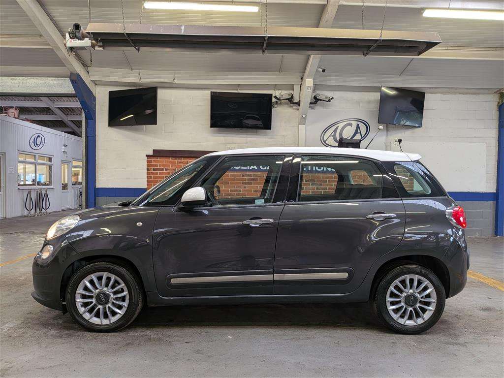 <p>2013 FIAT 500L LOUNGE MULTIJET</p>
