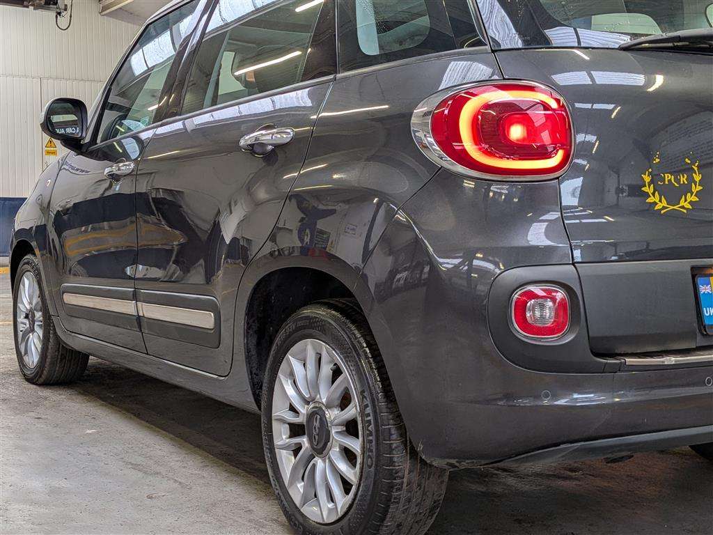 <p>2013 FIAT 500L LOUNGE MULTIJET</p>
