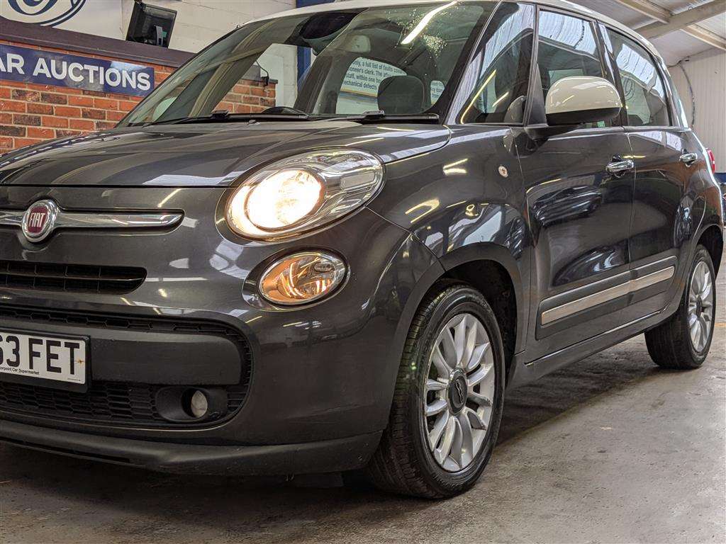 <p>2013 FIAT 500L LOUNGE MULTIJET</p>