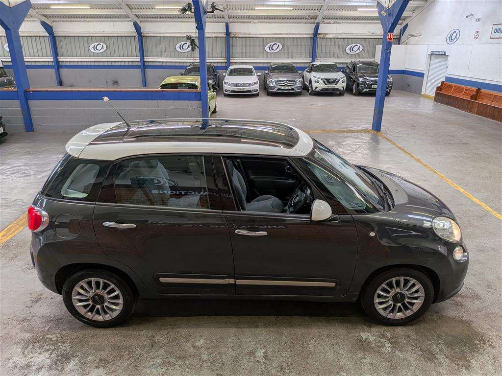 <p>2013 FIAT 500L LOUNGE MULTIJET</p>
