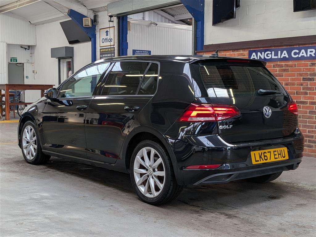 <p>2018 VOLKSWAGEN GOLF</p>