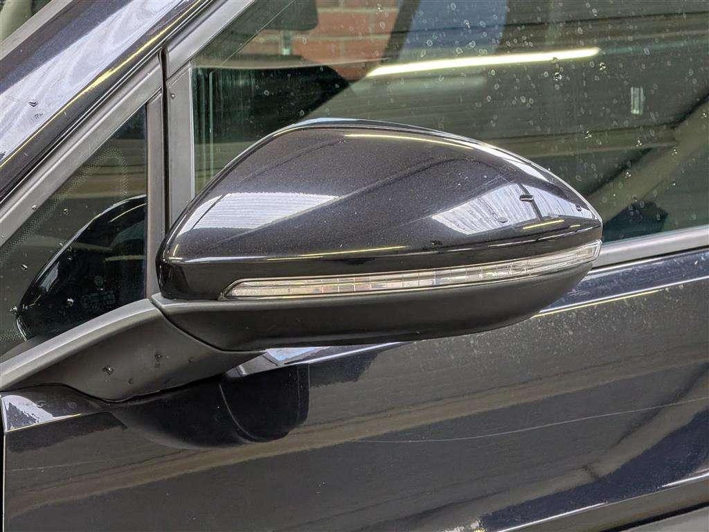 <p>2018 VOLKSWAGEN GOLF</p>