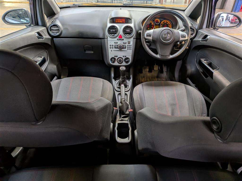 <p>2010 VAUXHALL CORSA SXI</p>
