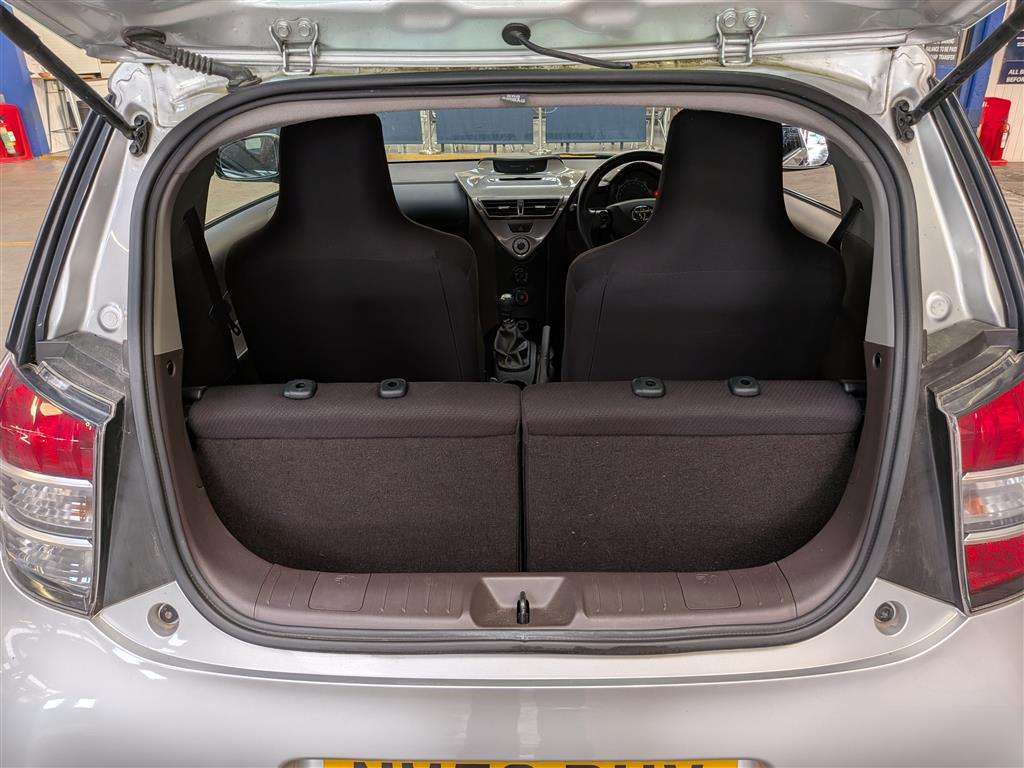 <p>2009 TOYOTA IQ VVT-I</p>