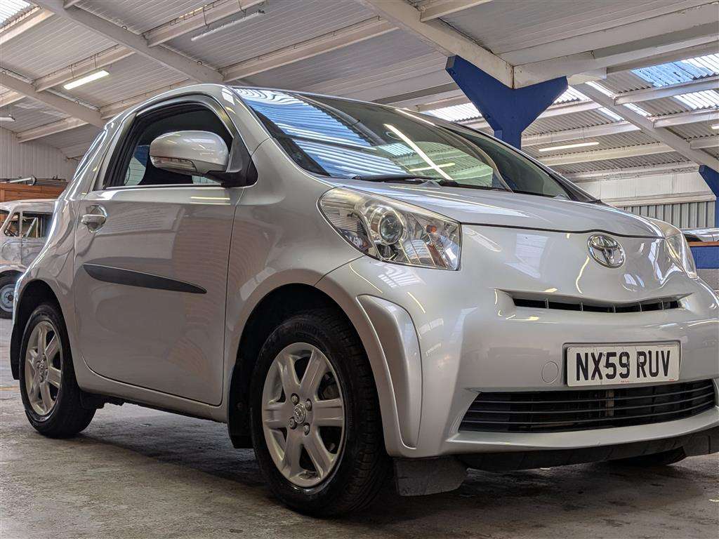 <p>2009 TOYOTA IQ VVT-I</p>