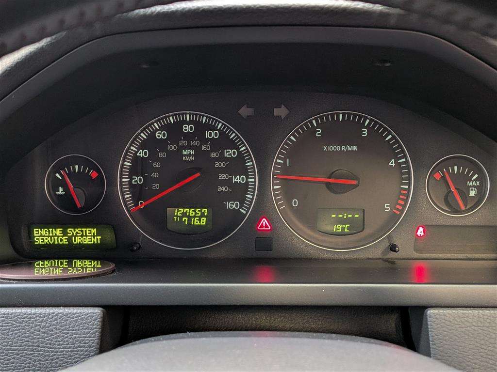 <p>2010 VOLVO XC90 ACTIVE AWD D5</p>