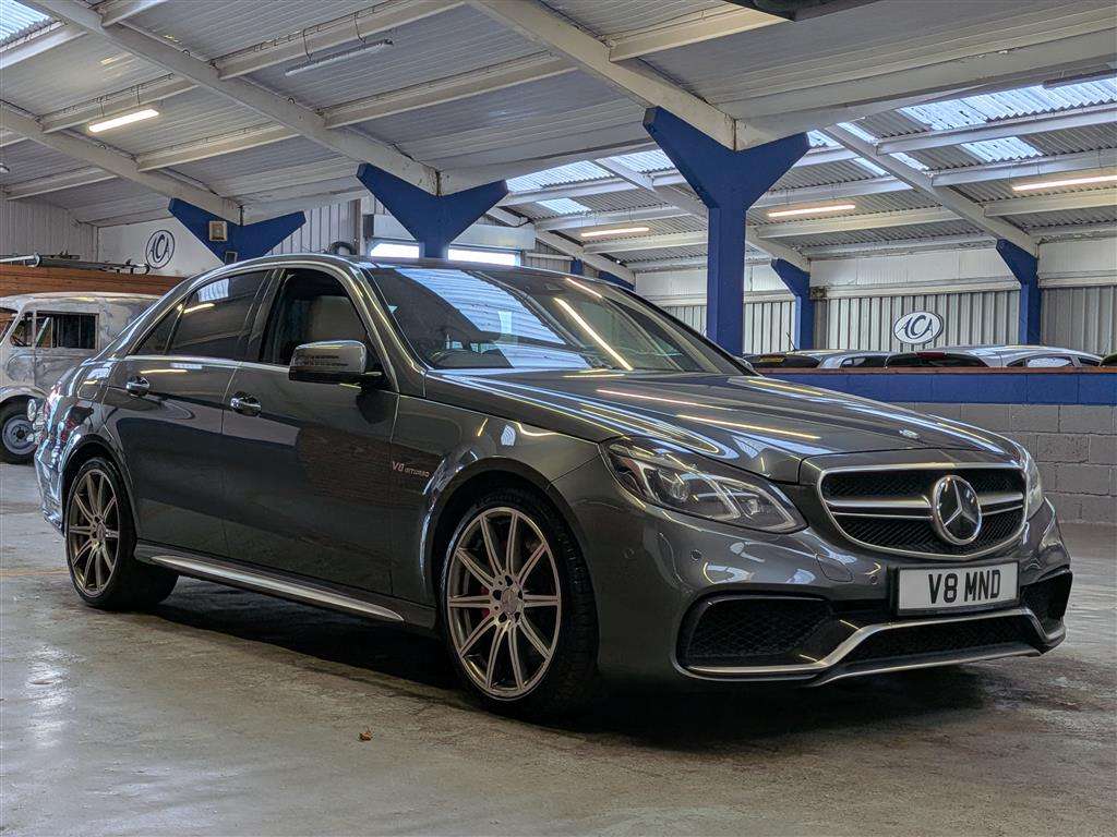 <p>2013 MERCEDES-BENZ E63 AMG S AUTO</p>