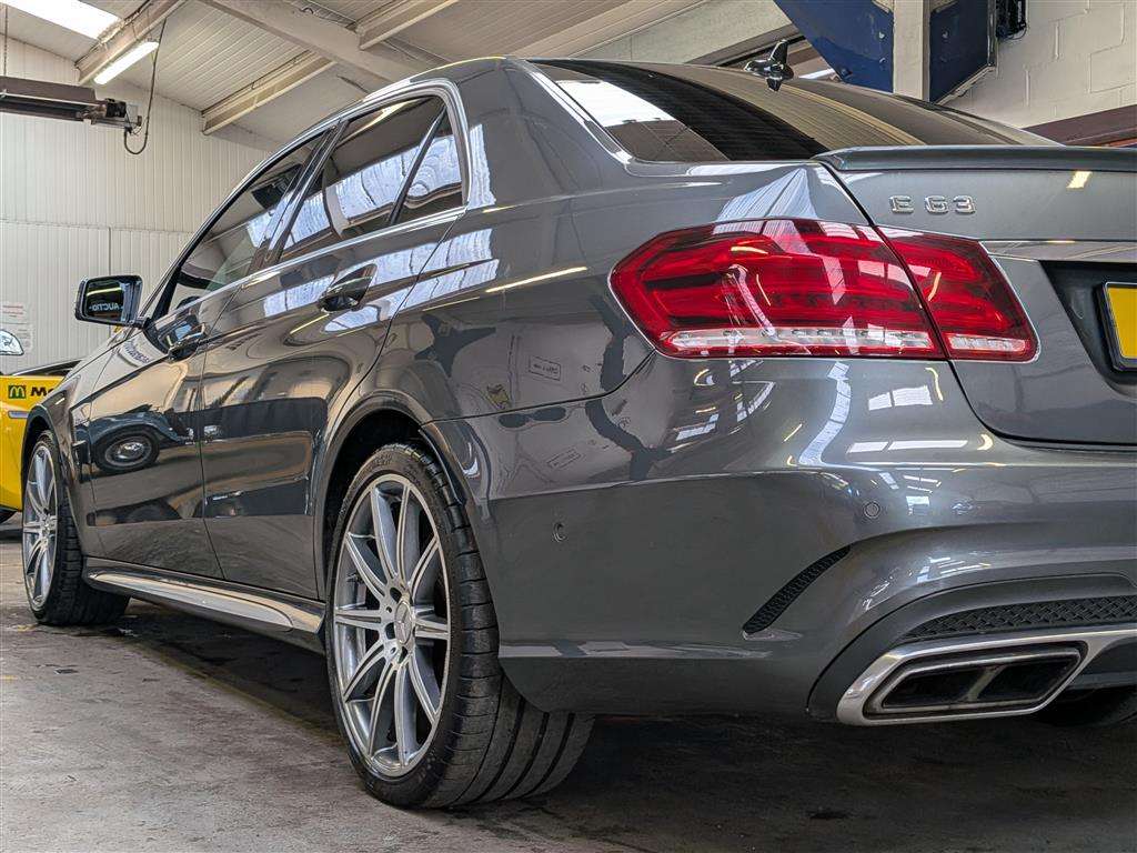 <p>2013 MERCEDES-BENZ E63 AMG S AUTO</p>