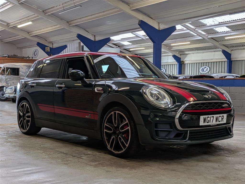 <p>2017 MINI CLUBMAN JOHN COOPER WORKS</p>