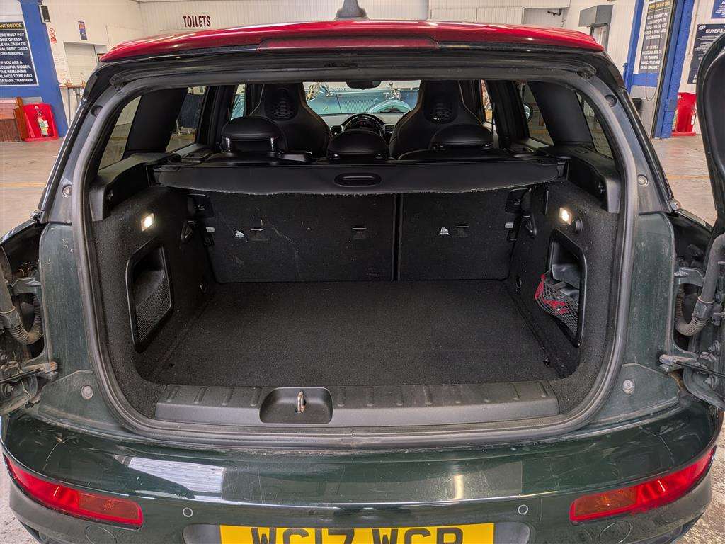 <p>2017 MINI CLUBMAN JOHN COOPER WORKS</p>
