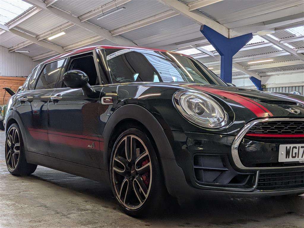 <p>2017 MINI CLUBMAN JOHN COOPER WORKS</p>