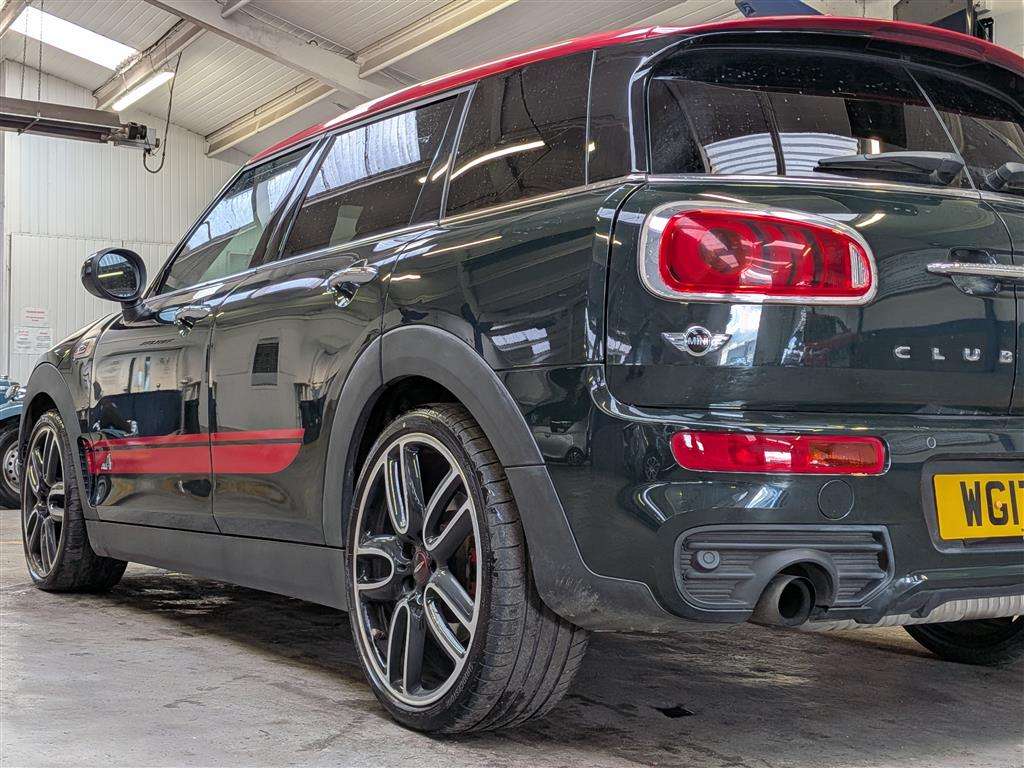 <p>2017 MINI CLUBMAN JOHN COOPER WORKS</p>