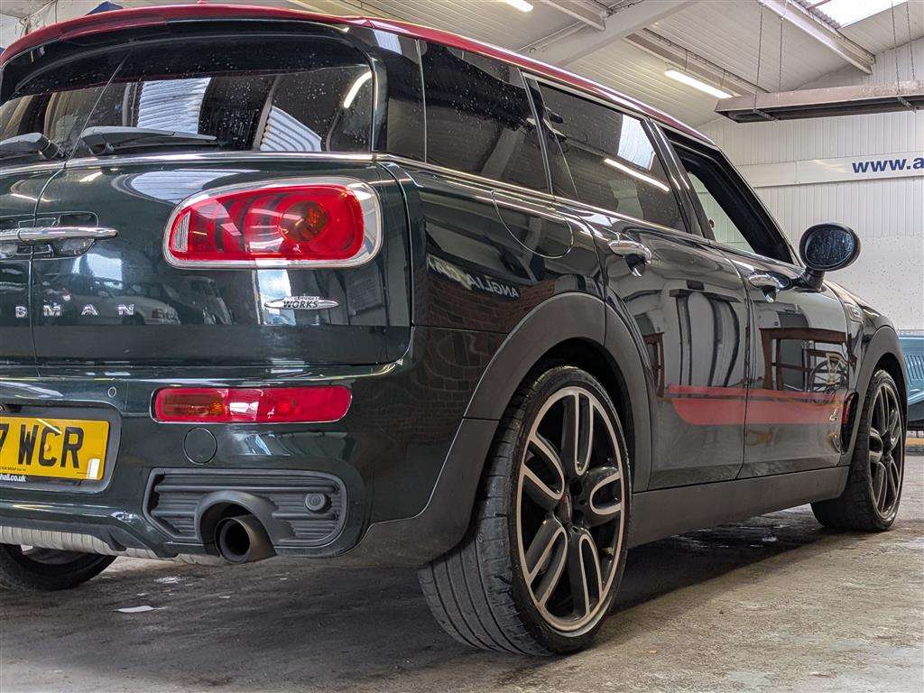 <p>2017 MINI CLUBMAN JOHN COOPER WORKS</p>
