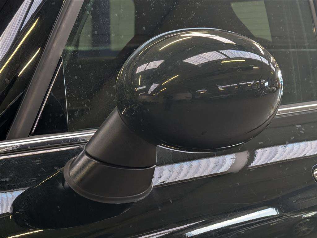<p>2017 MINI CLUBMAN JOHN COOPER WORKS</p>