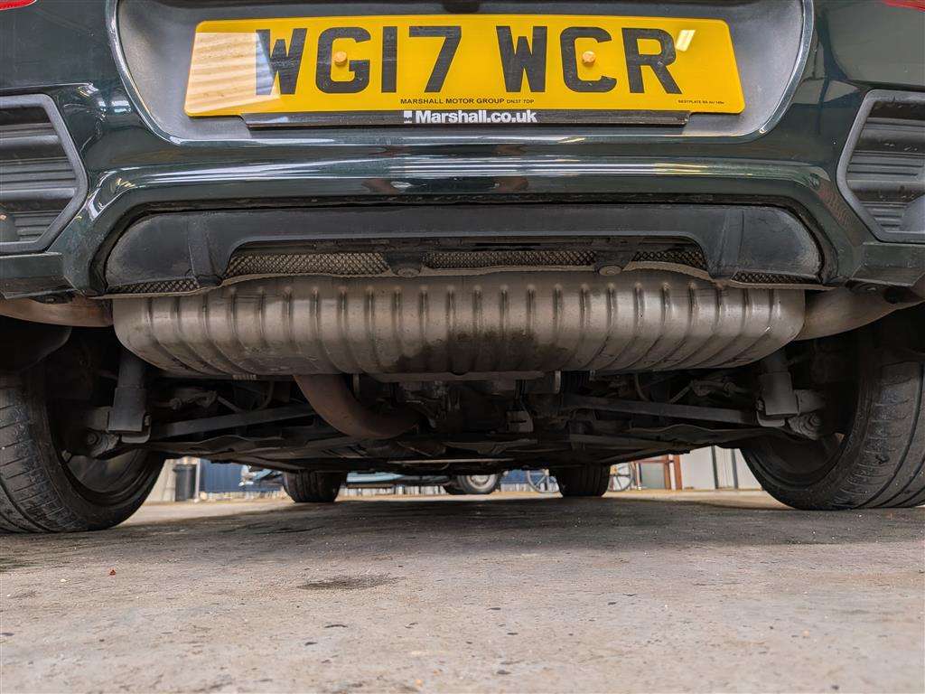 <p>2017 MINI CLUBMAN JOHN COOPER WORKS</p>