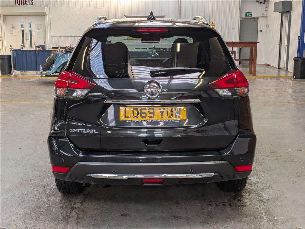 <p>2019 NISSAN X-TRAIL N-CONNECTA DIG-T</p>