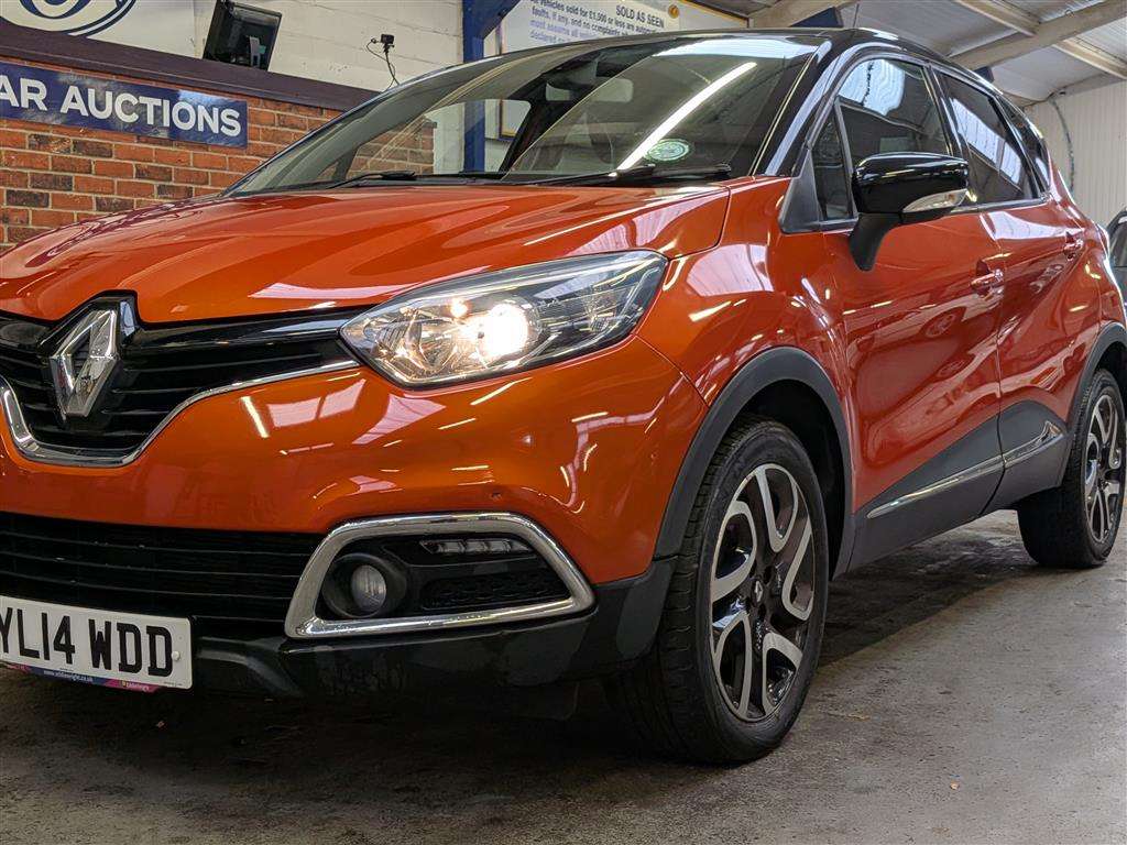 <p>2014 RENAULT CAPTURD-QUE S M-NAV NRG D</p>
