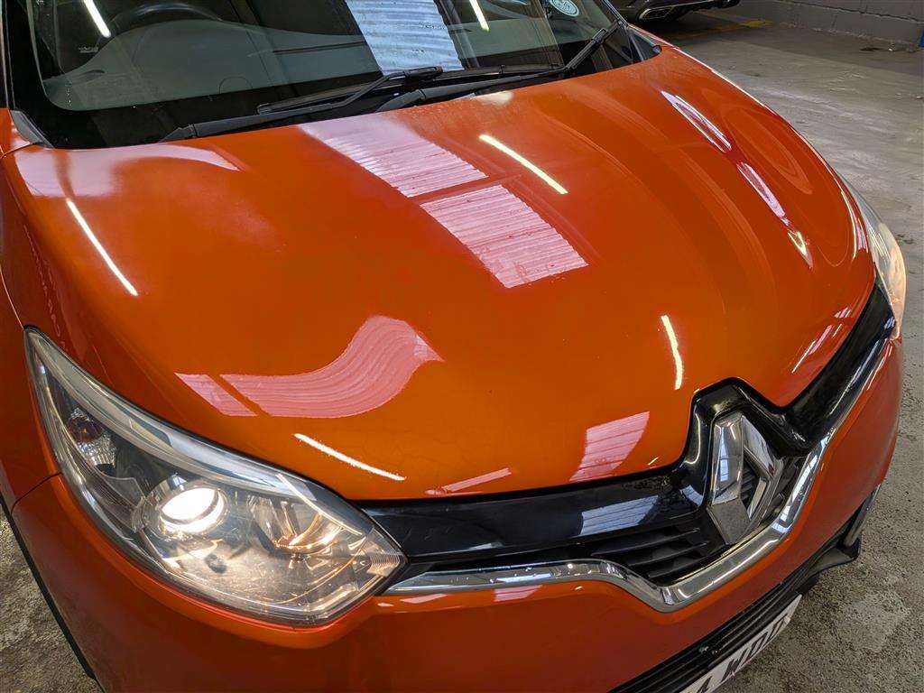 <p>2014 RENAULT CAPTURD-QUE S M-NAV NRG D</p>
