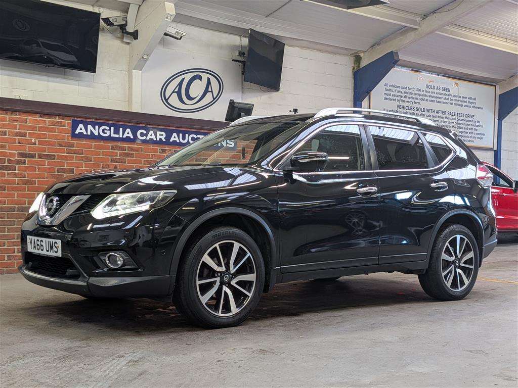 <p>2016 NISSAN X-TRAIL TEKNA DCI 4X4</p>