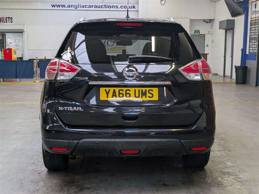 <p>2016 NISSAN X-TRAIL TEKNA DCI 4X4</p>