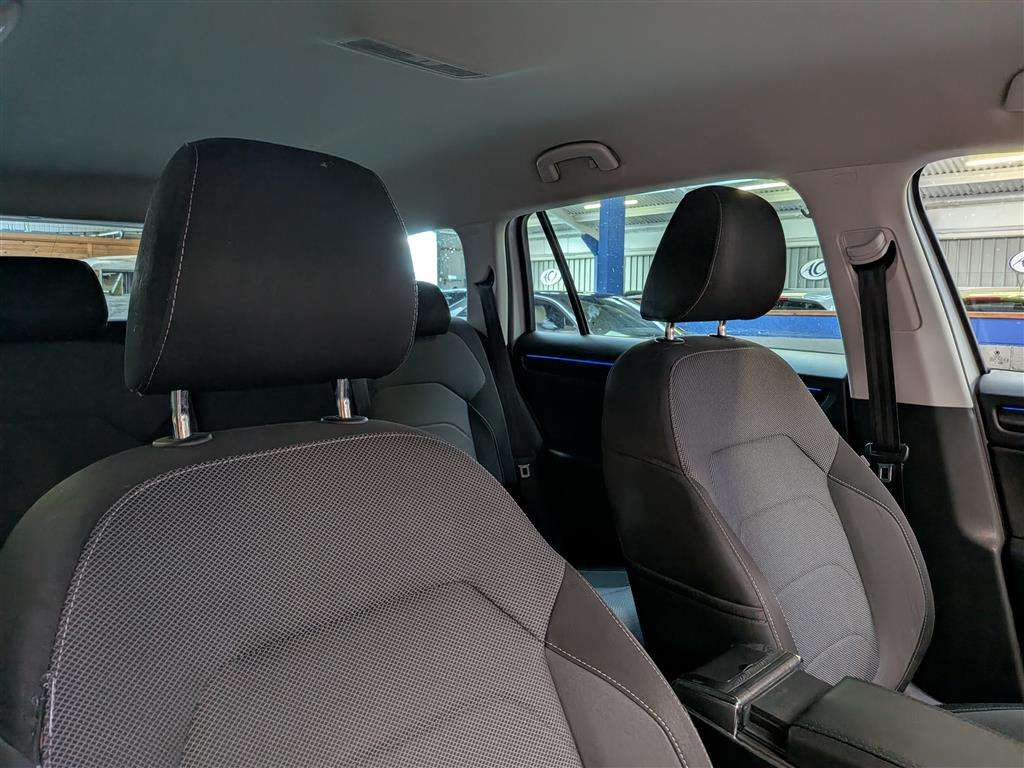<p>2018 SKODA KODIAQ SE TDI SCR S-A</p>