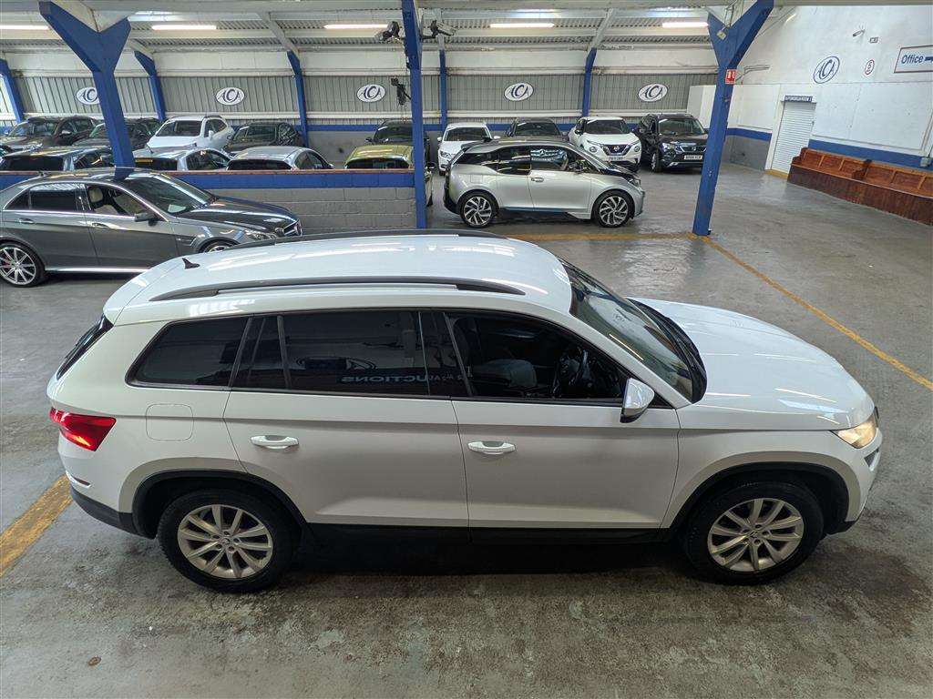<p>2018 SKODA KODIAQ SE TDI SCR S-A</p>