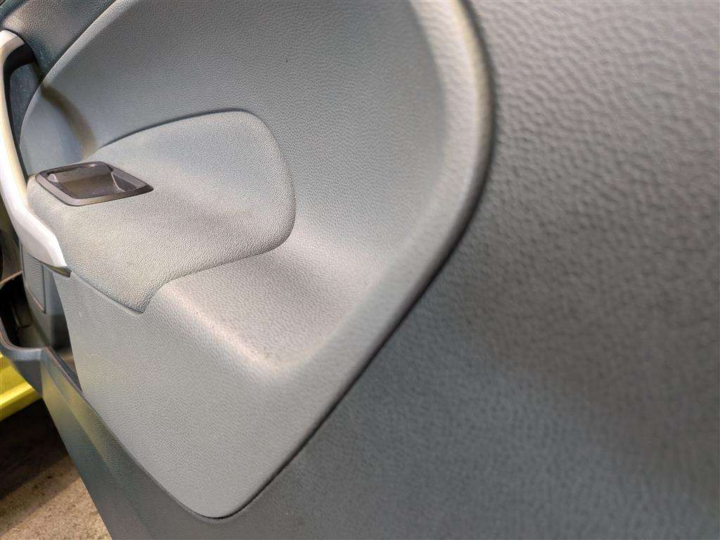 <p>2010 FORD FIESTA TITANIUM</p>