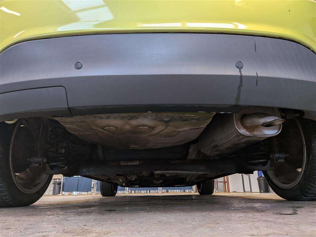 <p>2010 FORD FIESTA TITANIUM</p>