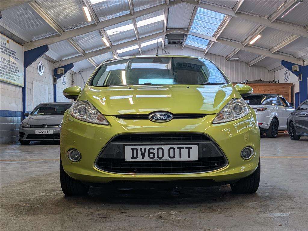<p>2010 FORD FIESTA TITANIUM</p>