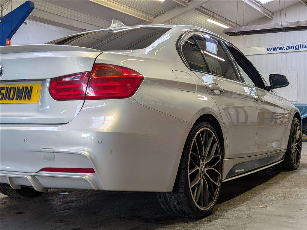 <p>2013 BMW 320D XDRIVE M SPORT AUTO</p>