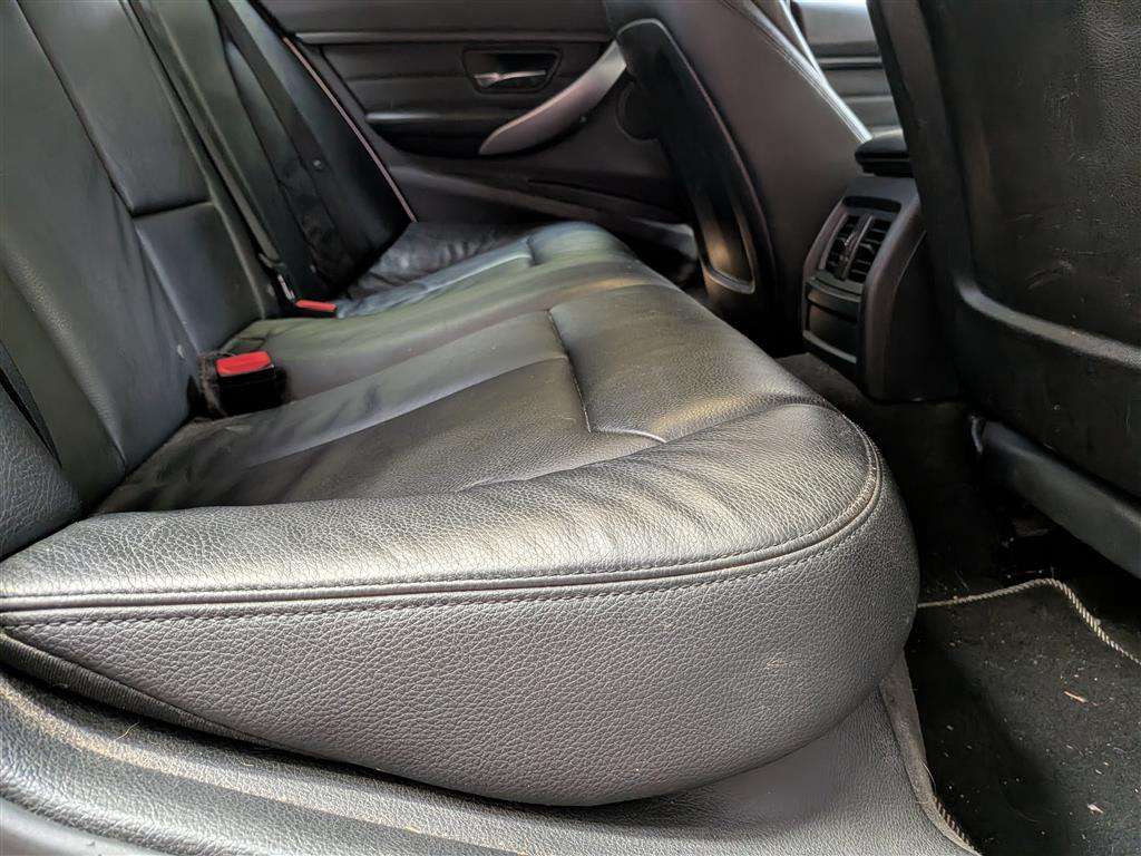 <p>2013 BMW 320D XDRIVE M SPORT AUTO</p>