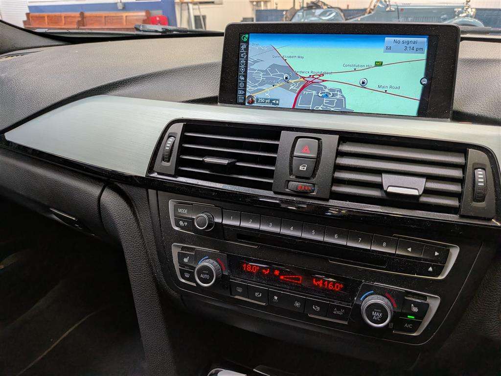 <p>2013 BMW 320D XDRIVE M SPORT AUTO</p>