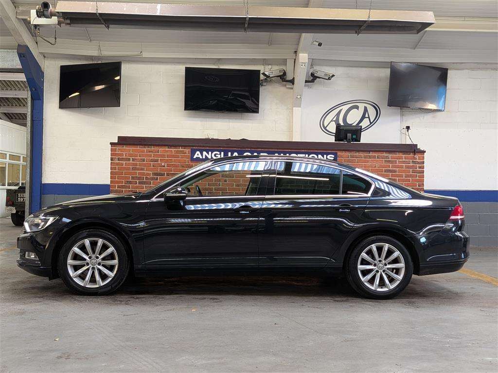 <p>2016 VOLKSWAGEN PASSAT SE BUSINESS TDI BM</p>