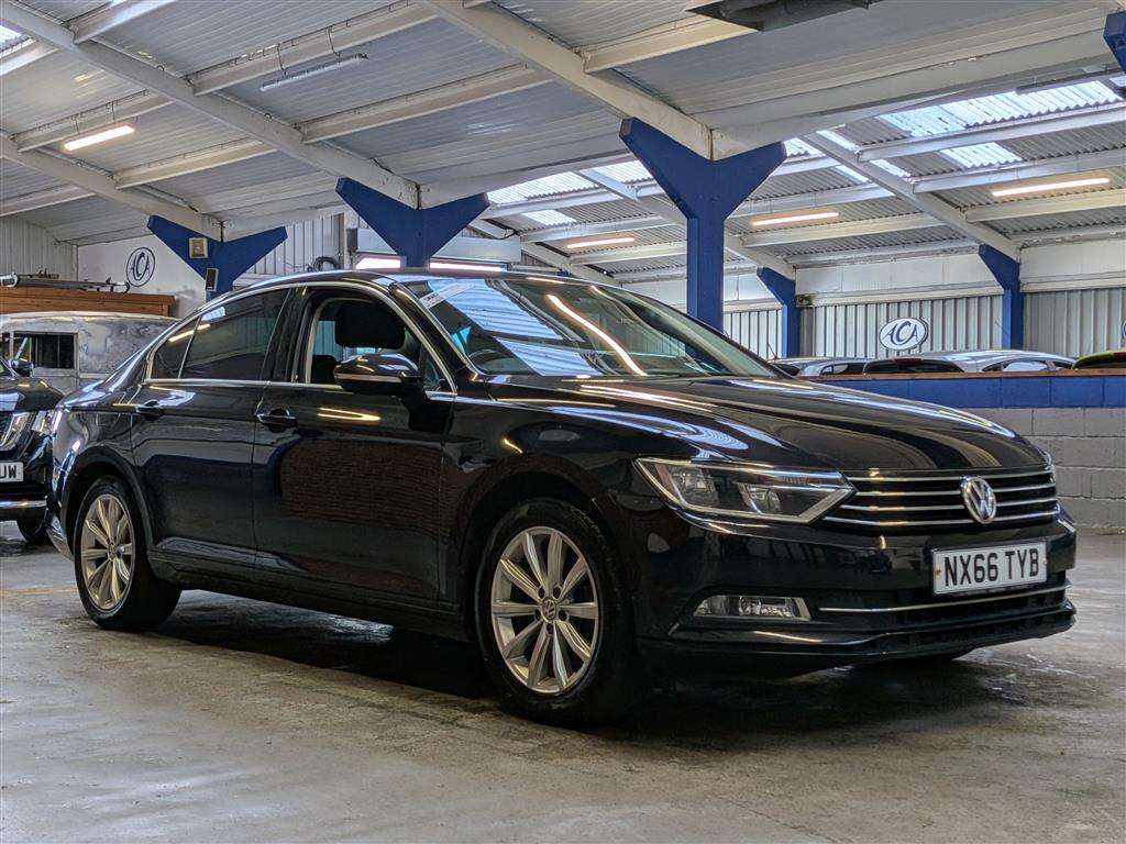 <p>2016 VOLKSWAGEN PASSAT SE BUSINESS TDI BM</p>