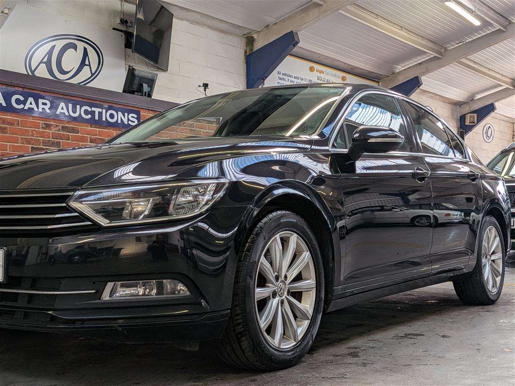 <p>2016 VOLKSWAGEN PASSAT SE BUSINESS TDI BM</p>