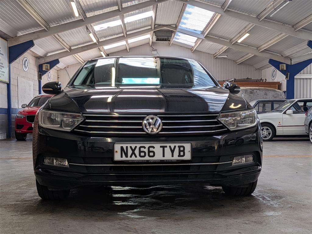 <p>2016 VOLKSWAGEN PASSAT SE BUSINESS TDI BM</p>