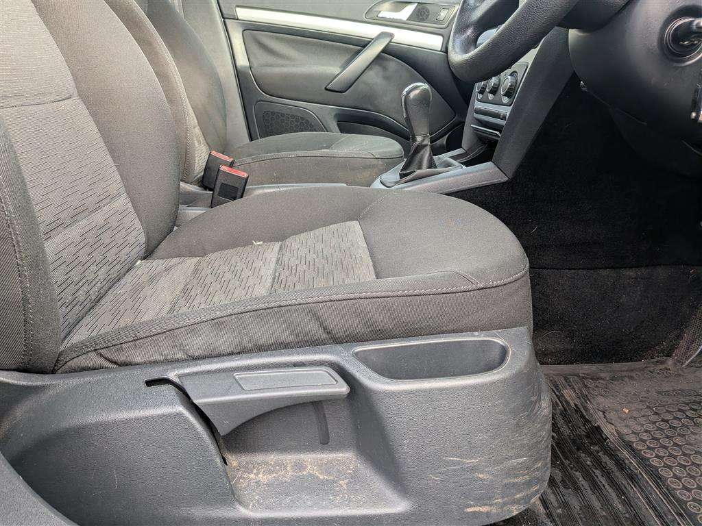 <p>2009 SKODA OCTAVIA SE TDI</p>