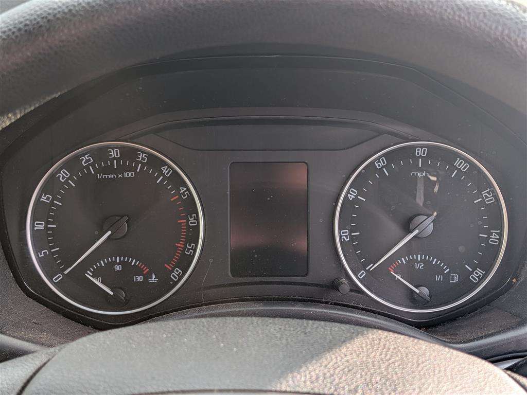 <p>2009 SKODA OCTAVIA SE TDI</p>