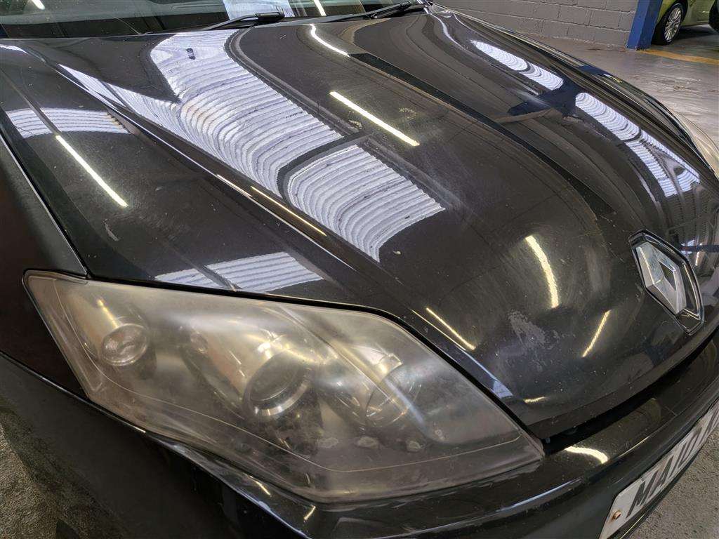 <p>2010 RENAULT LAGUNA DY-QUE T-T DCI 110</p>