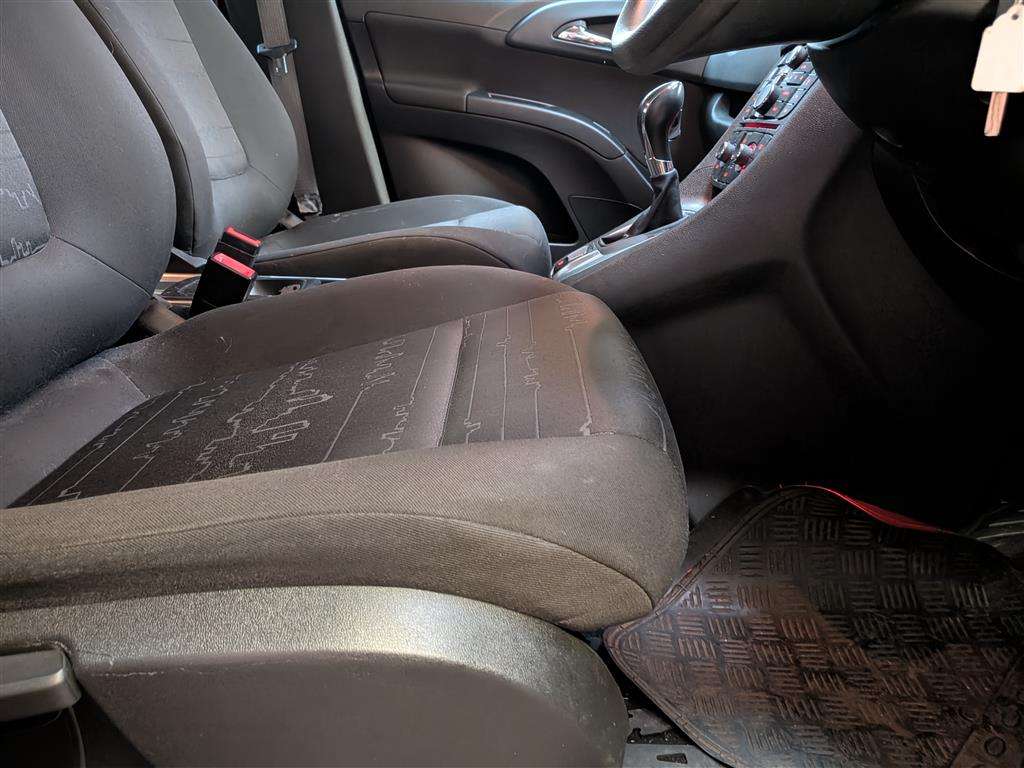 <p>2014 VAUXHALL MERIVA EXCLUSIV AC AUTO</p>